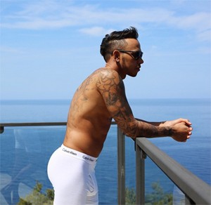 Lewis Hamilton en el hotel Jumeirah Port Soller de Mallorca