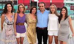 Gabriel Escarrer Jr., esposa y hermanas