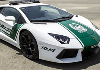 La policía de Dubai va en Lamborghini por zonas turísticas para “dar imagen de lujo”.